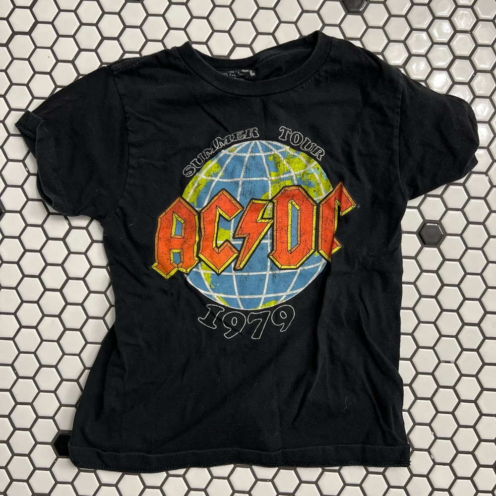 AC/DC kids tee shirt size 6